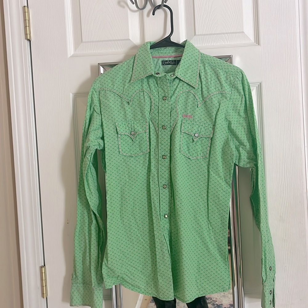 Mint colored, women’s large pearl snap button down